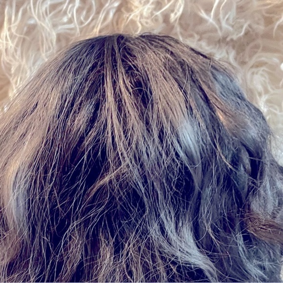 Sepia Short Wavy Salt and Pepper Bob Wig - Curly Full Cap - Picture 6 of 8